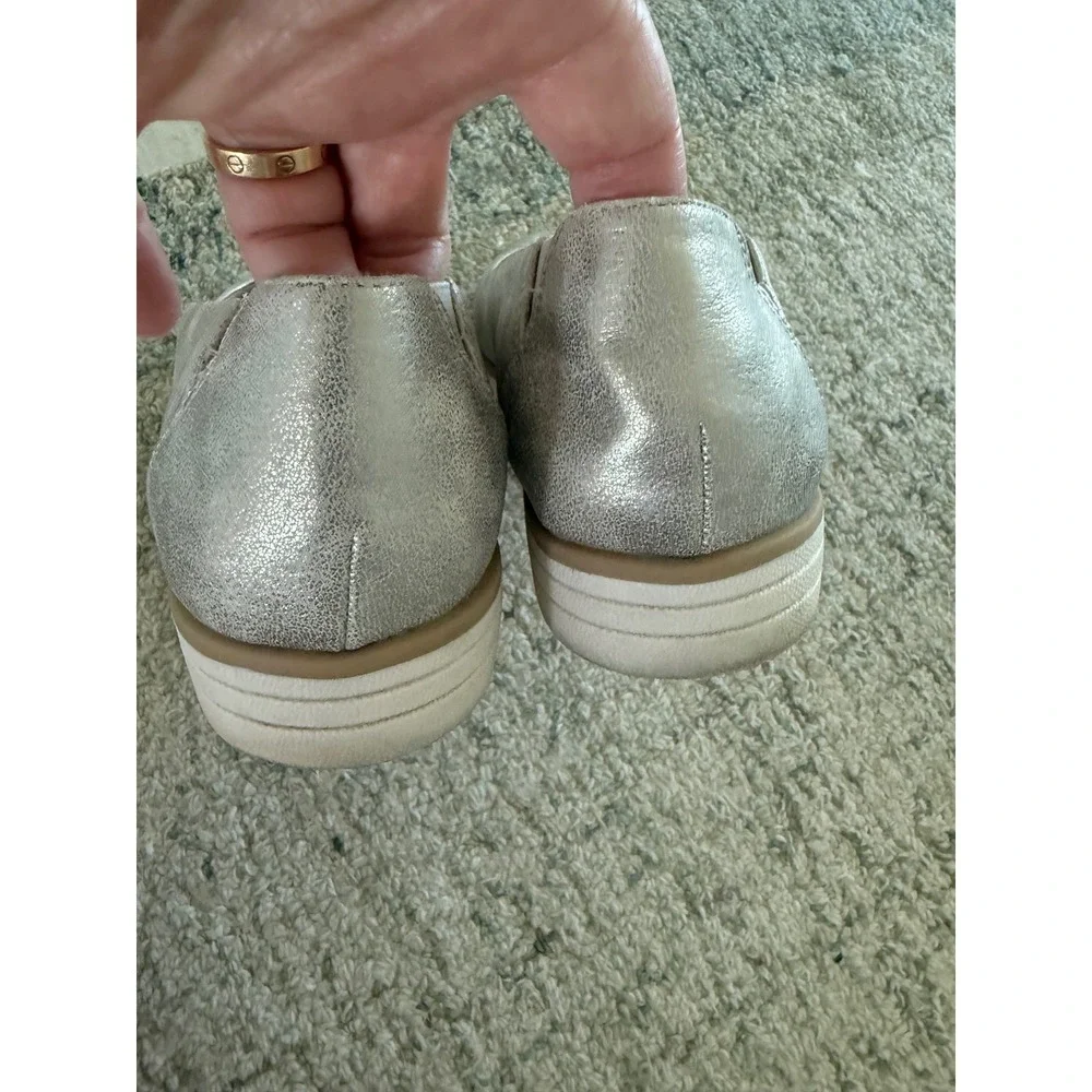 Soul Naturalizer Idea-Ballet Flats size 10 silver/gold low wedge